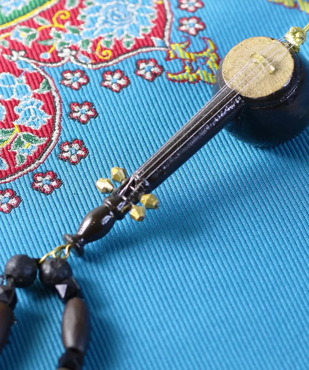 گردنبند طرح ساز